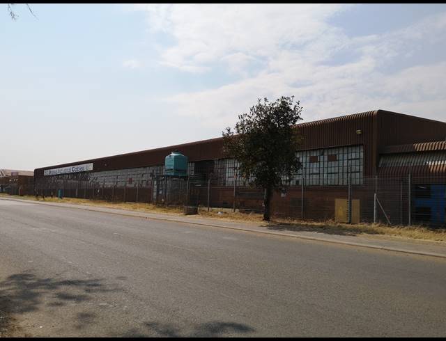 13,500M² WAREHOUSE TO LET IN ALRODE SOUTH